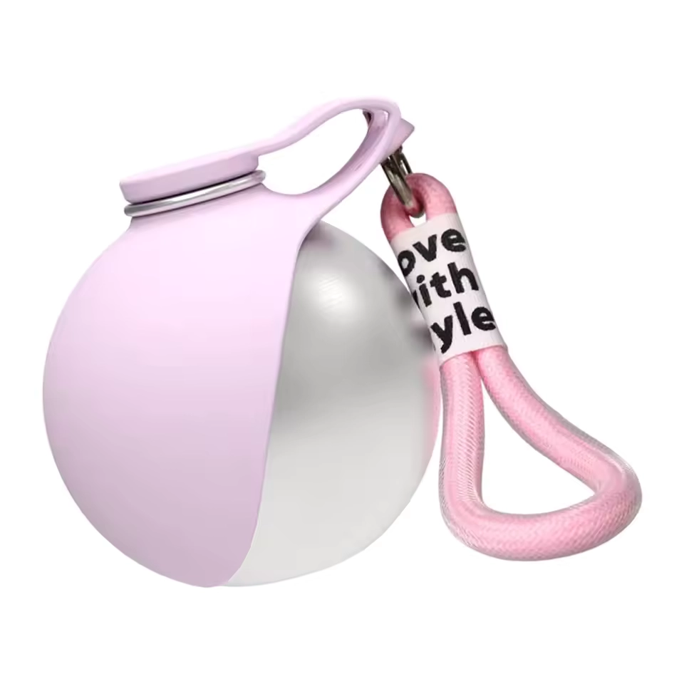 🎁 HOT DEAL – Up to 50% OFF 🔥2-in-1 Portable Dog Water Bottle for Small Dogs - Leak-Proof & Compact .